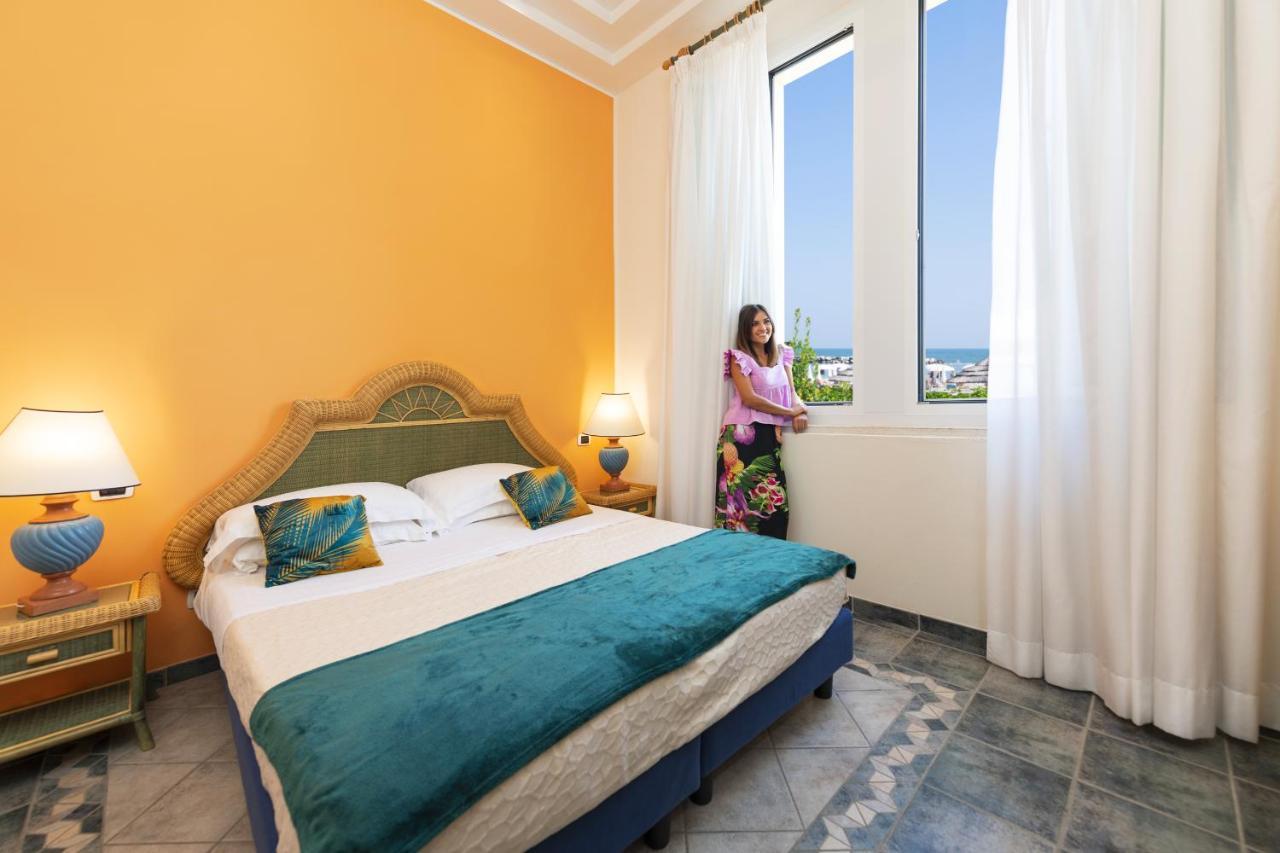 Hotel Orizzonte Белларія-Іджеа-Марина Екстер'єр фото