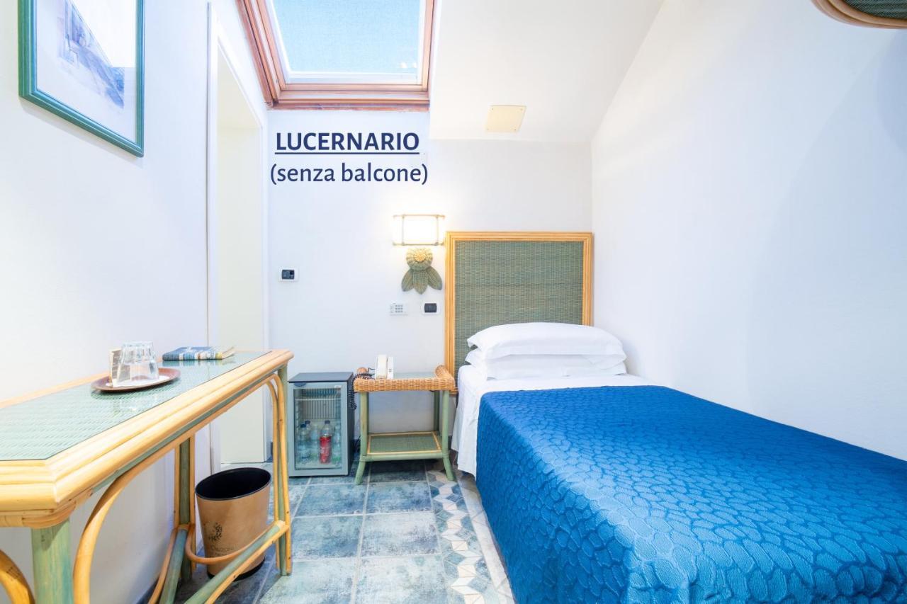 Hotel Orizzonte Белларія-Іджеа-Марина Номер фото