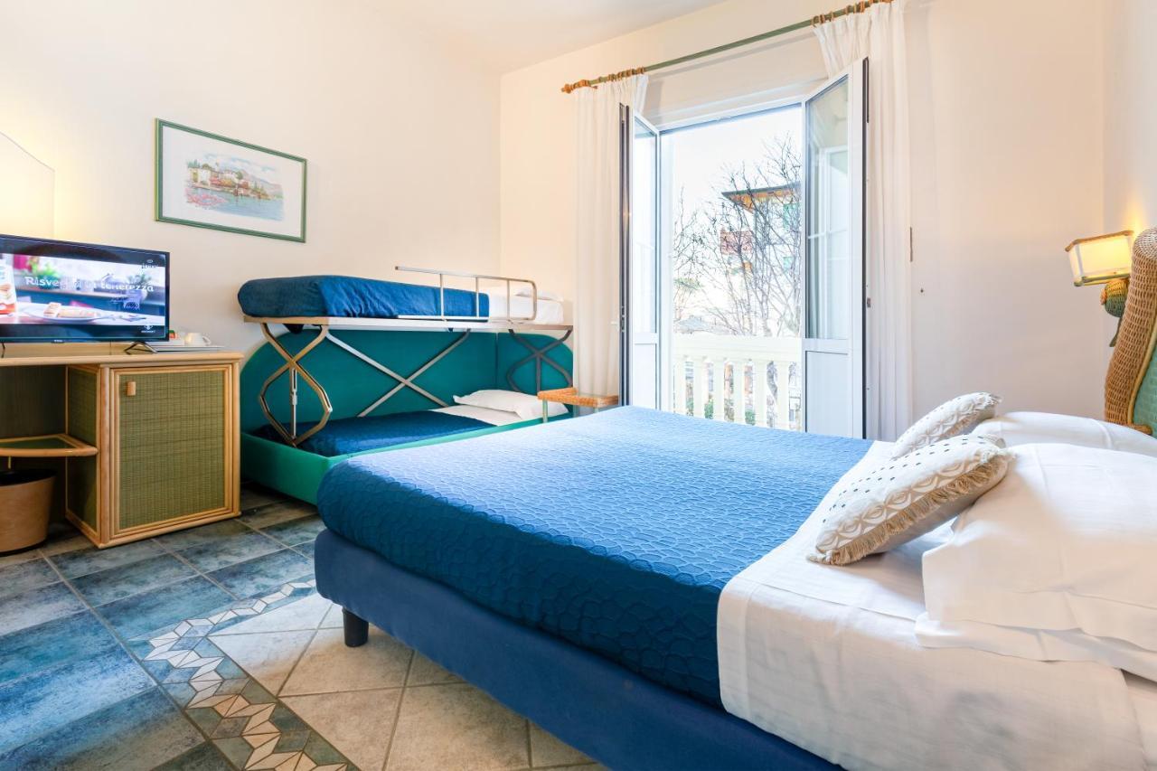Hotel Orizzonte Белларія-Іджеа-Марина Екстер'єр фото