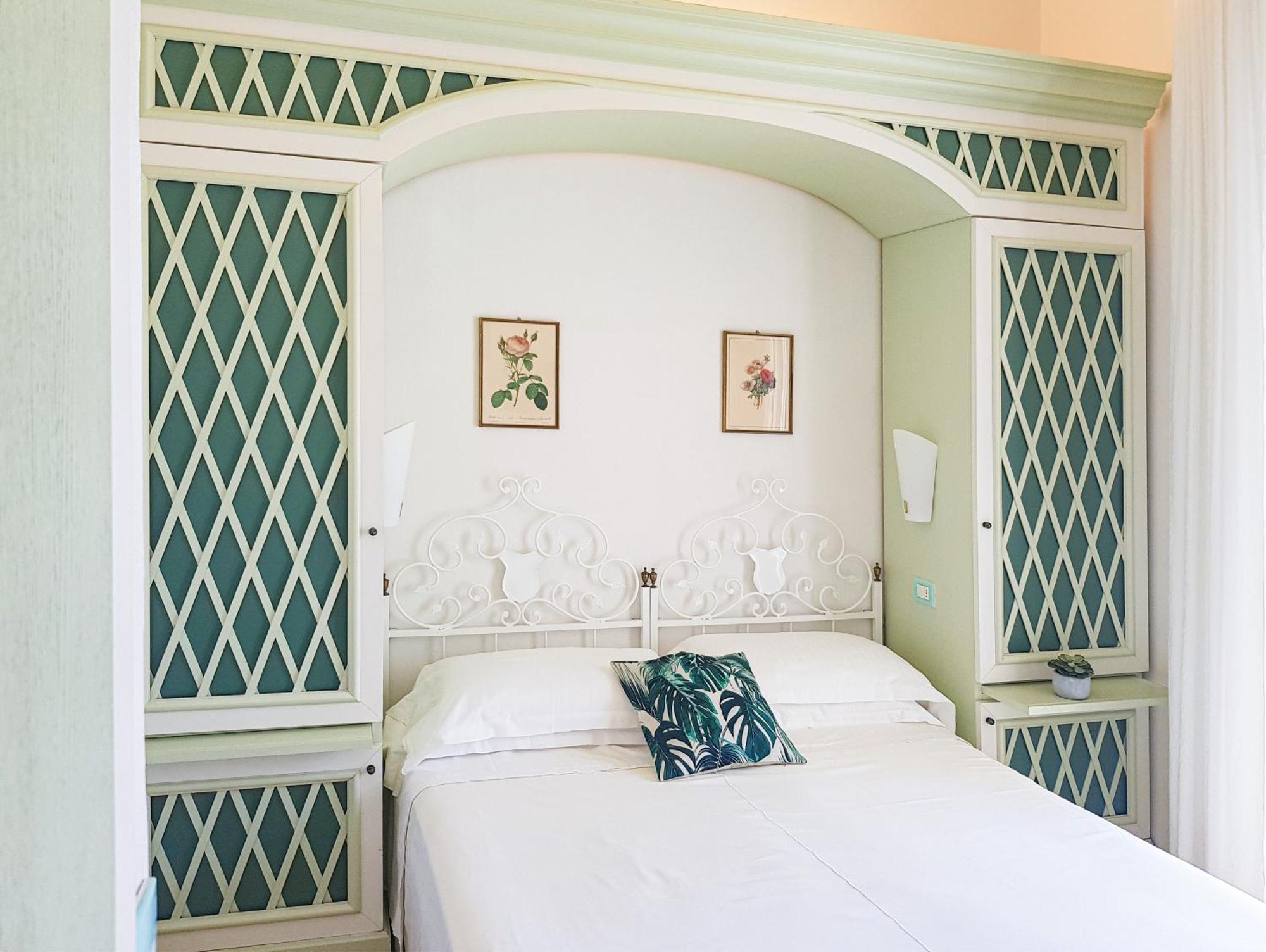 Hotel Orizzonte Белларія-Іджеа-Марина Екстер'єр фото