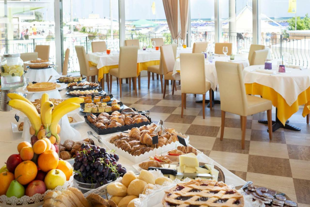 Hotel Orizzonte Белларія-Іджеа-Марина Екстер'єр фото