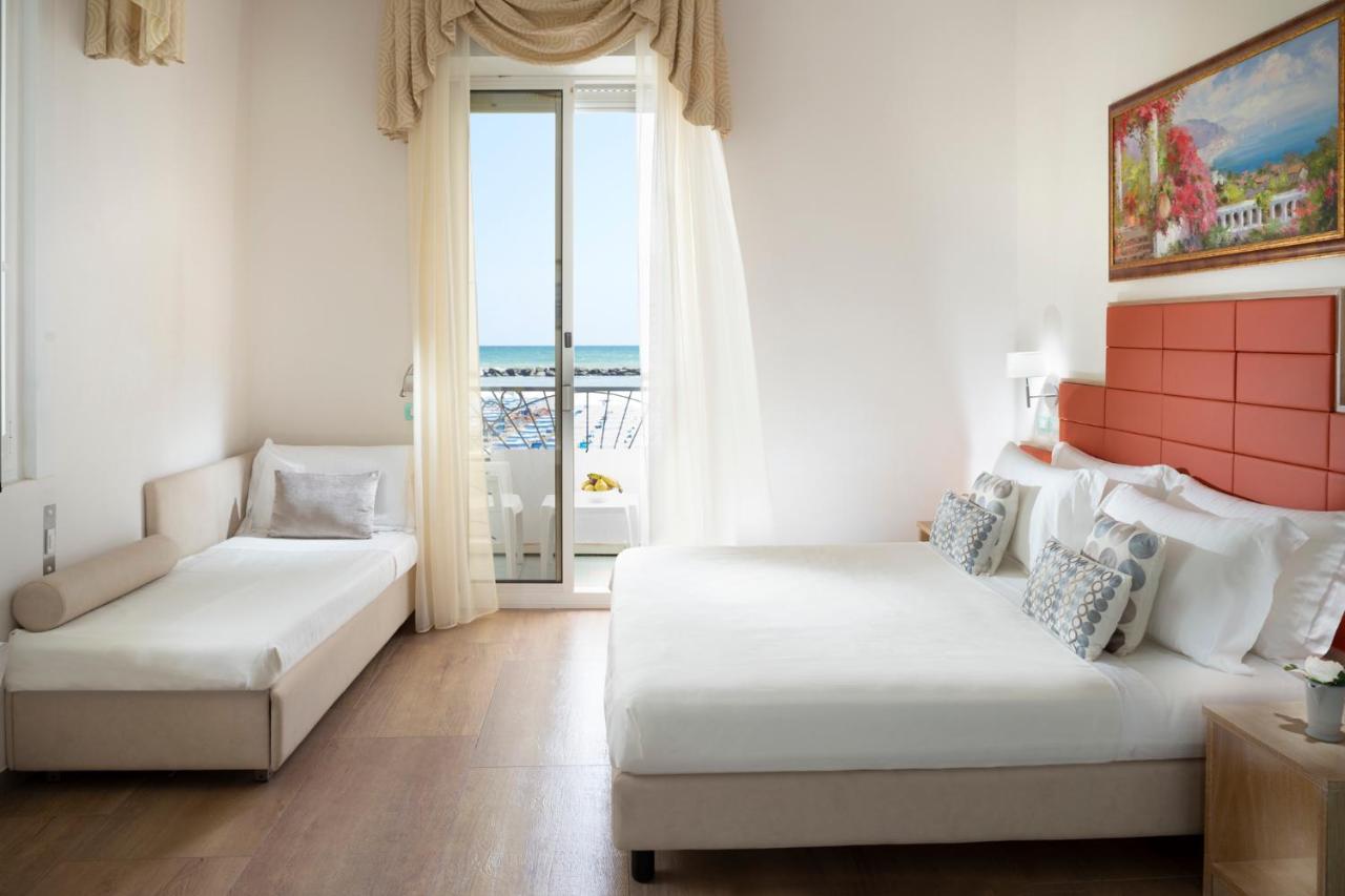 Hotel Orizzonte Белларія-Іджеа-Марина Екстер'єр фото